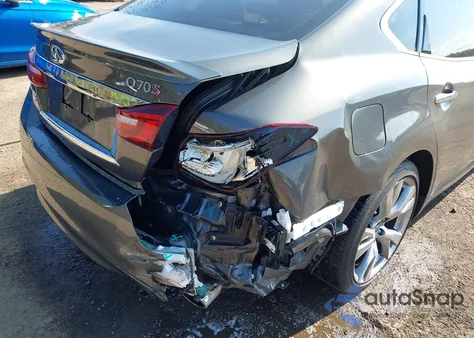 2015 Infiniti Q70 3.7X z USA, uszkodzony, nr VIN JN1BY1AR3FM560359